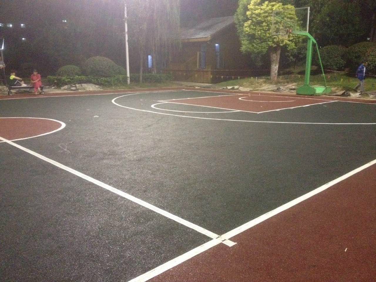 西苑體育休閑公園(塑膠籃球場) 西苑體育休閑公園(塑膠籃球場)