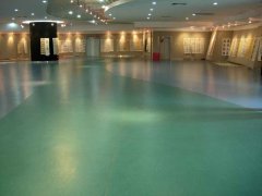 如何辨別金剛砂耐磨地坪施工的質(zhì)量？